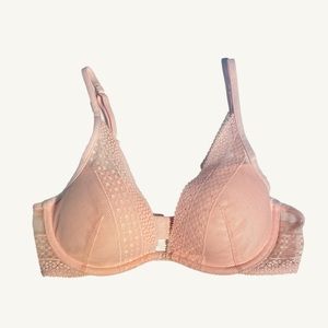 Victoria's Secret Light Pink Plunge Bra Incredible Collection Size 34C